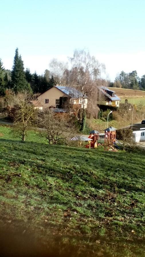 Apartment Mit Gartenblick Eckersdorf Exterior foto
